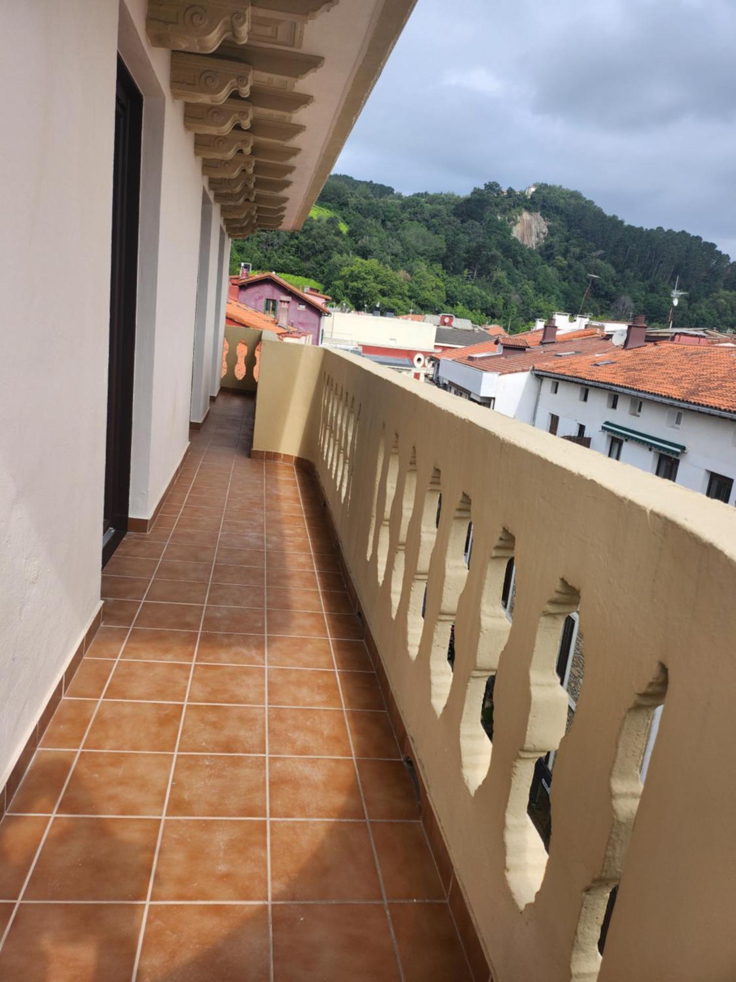Apartamento Piso centrico amplio-luminoso Zarautz Exterior foto