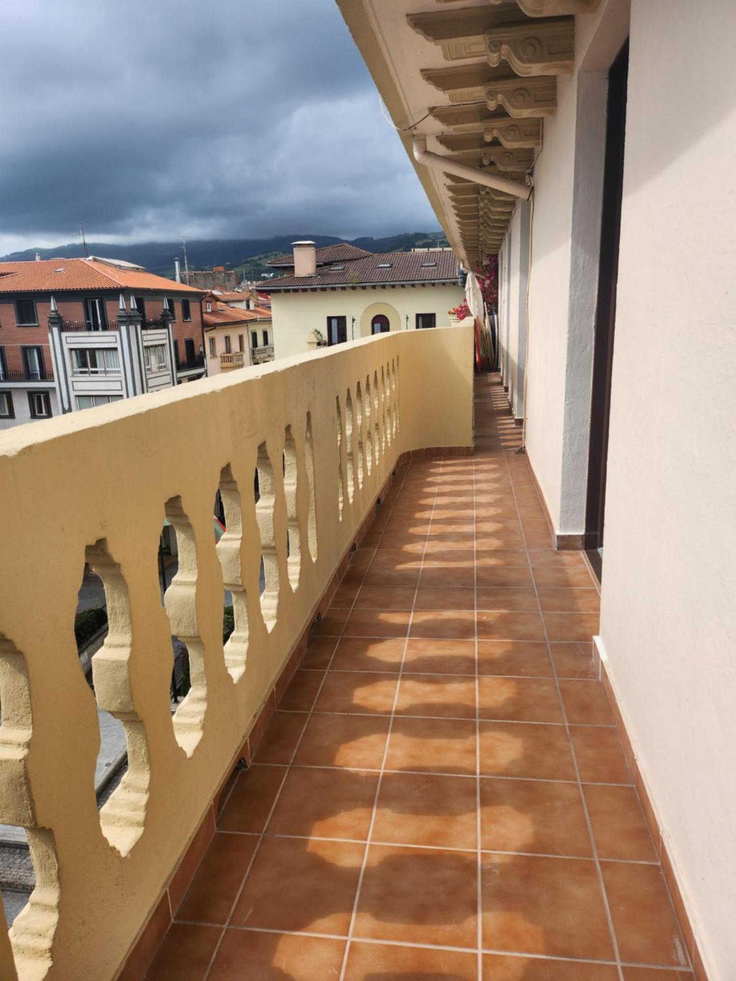 Apartamento Piso centrico amplio-luminoso Zarautz Exterior foto